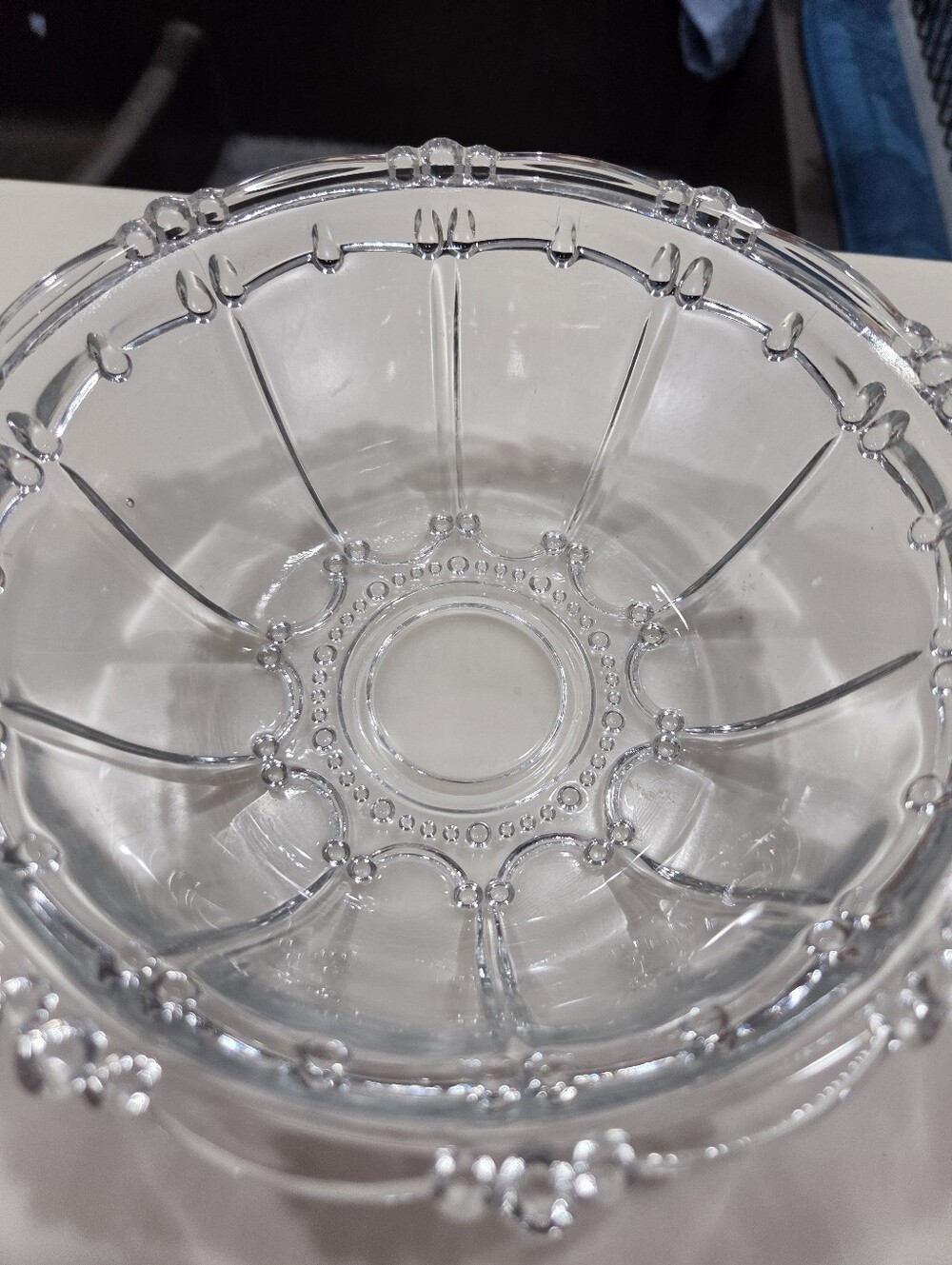 Kig Viking Indonesia Glass Bowl With Bubble Trim In The Oyster & Pearl Pattern